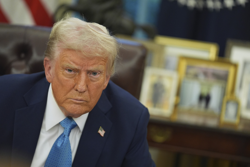 Trump s second week in office delivers jolts and chaotic orders with a